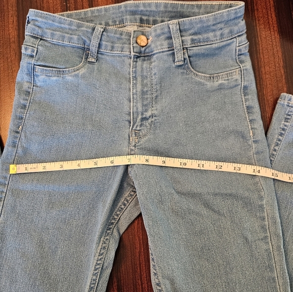 &Denim SKINNY COUPE MOULANTE Regular Waist Ankle Light Wash Stretch Jeans Sz 4 - Picture 7 of 8